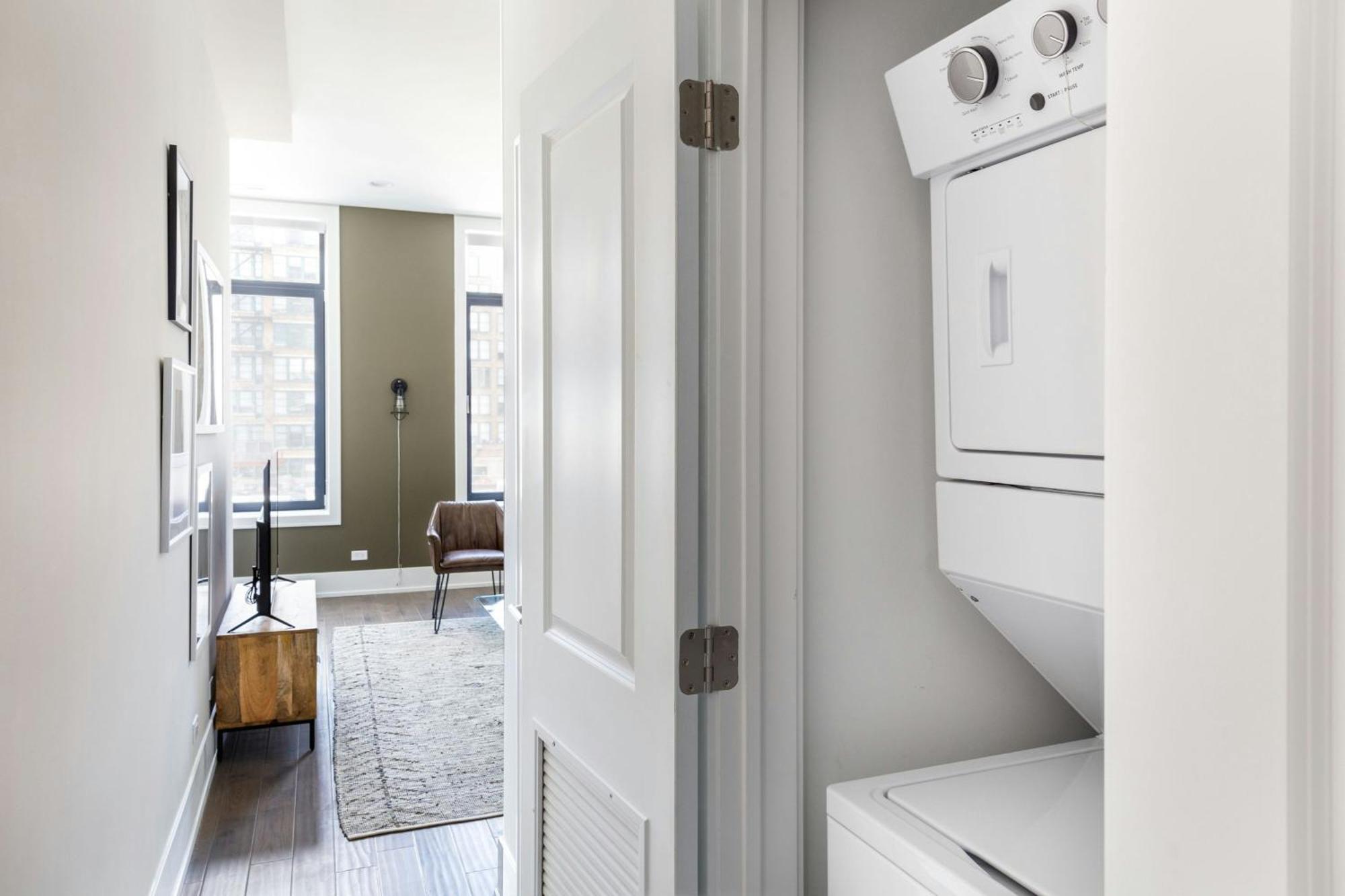 Sonder By Marriott Bonvoy Greektown Apartments Chicago Exterior photo